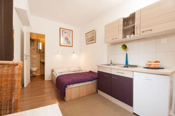Centar 2 Private Room With Ensuite And Kitchenette Split Luaran gambar